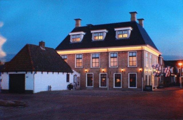 Hotel De Harmonie Sexbierum Exterior foto